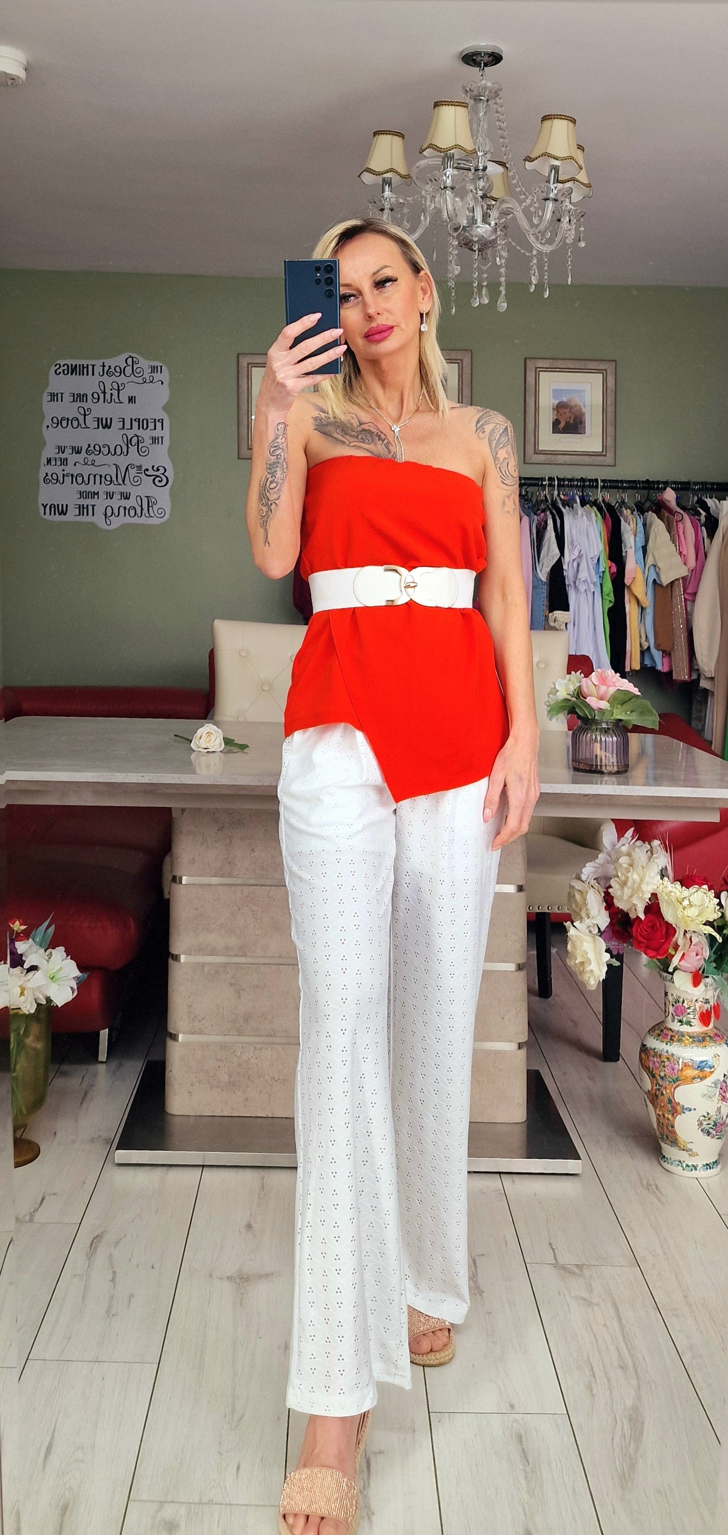 Red Sleeveless Top