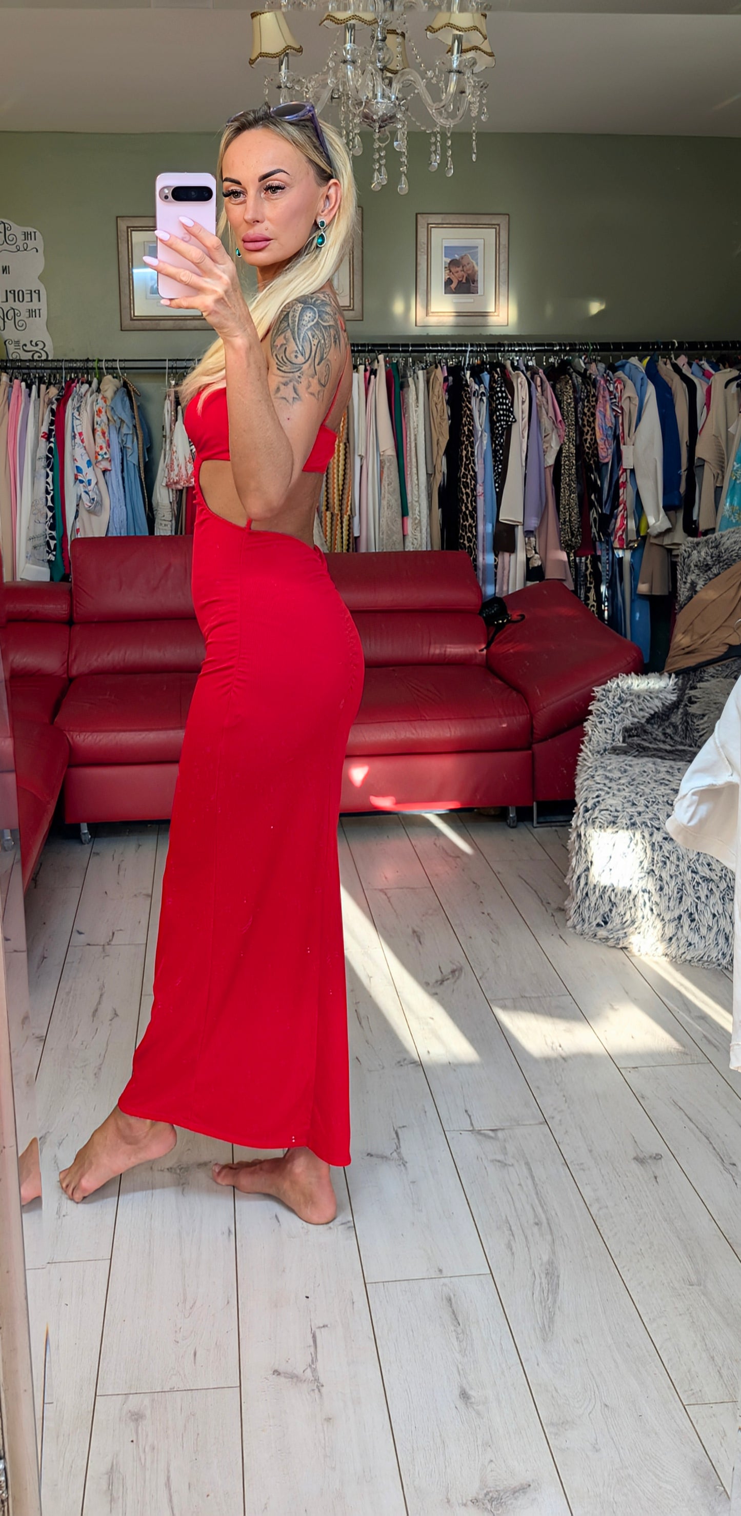 Beautiful Ribbed Red Dress With Open Back