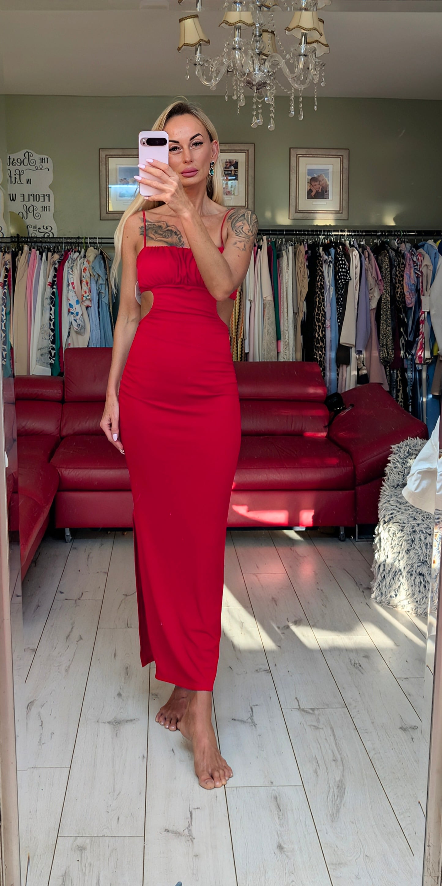 Beautiful Ribbed Red Dress With Open Back