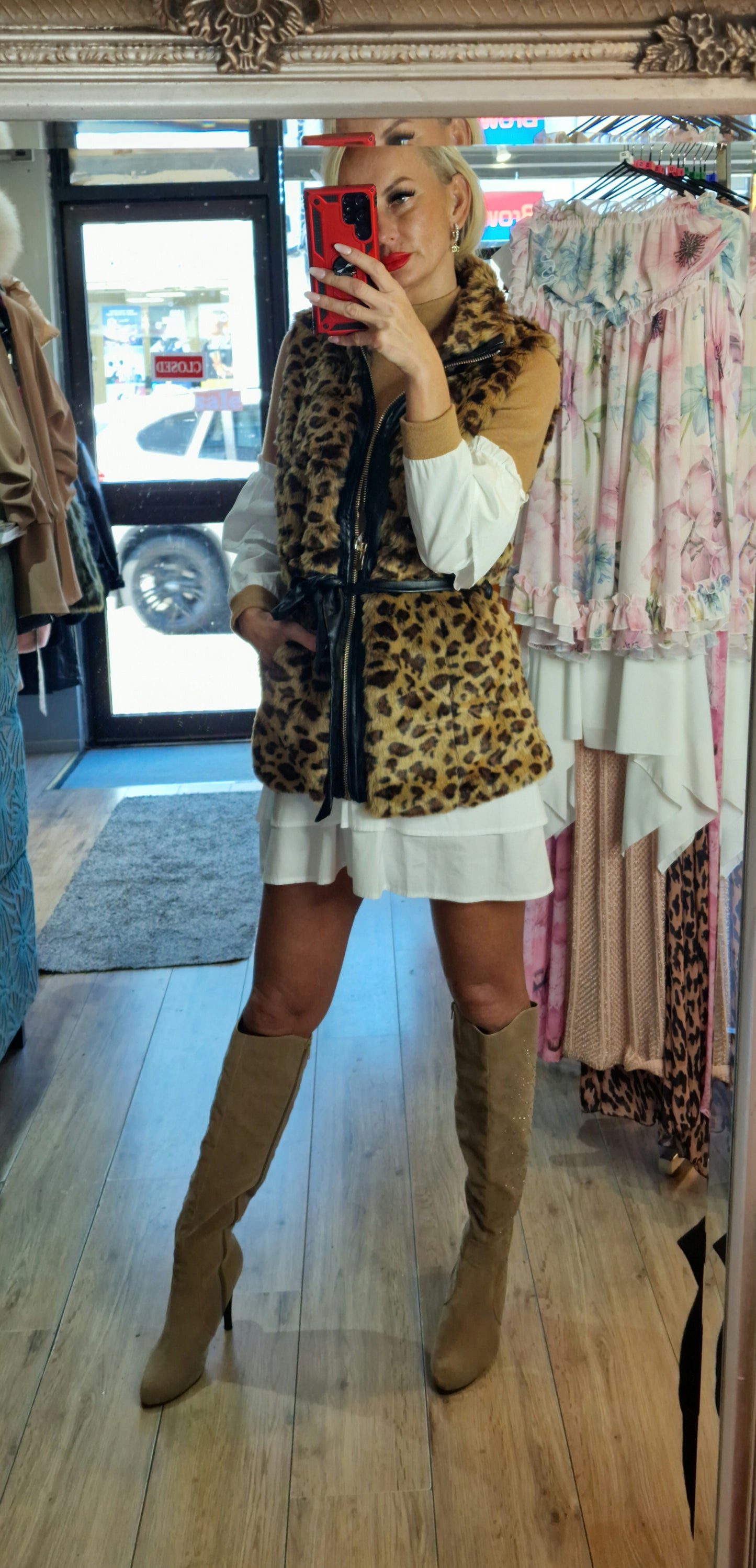 Sleeveless Jacket