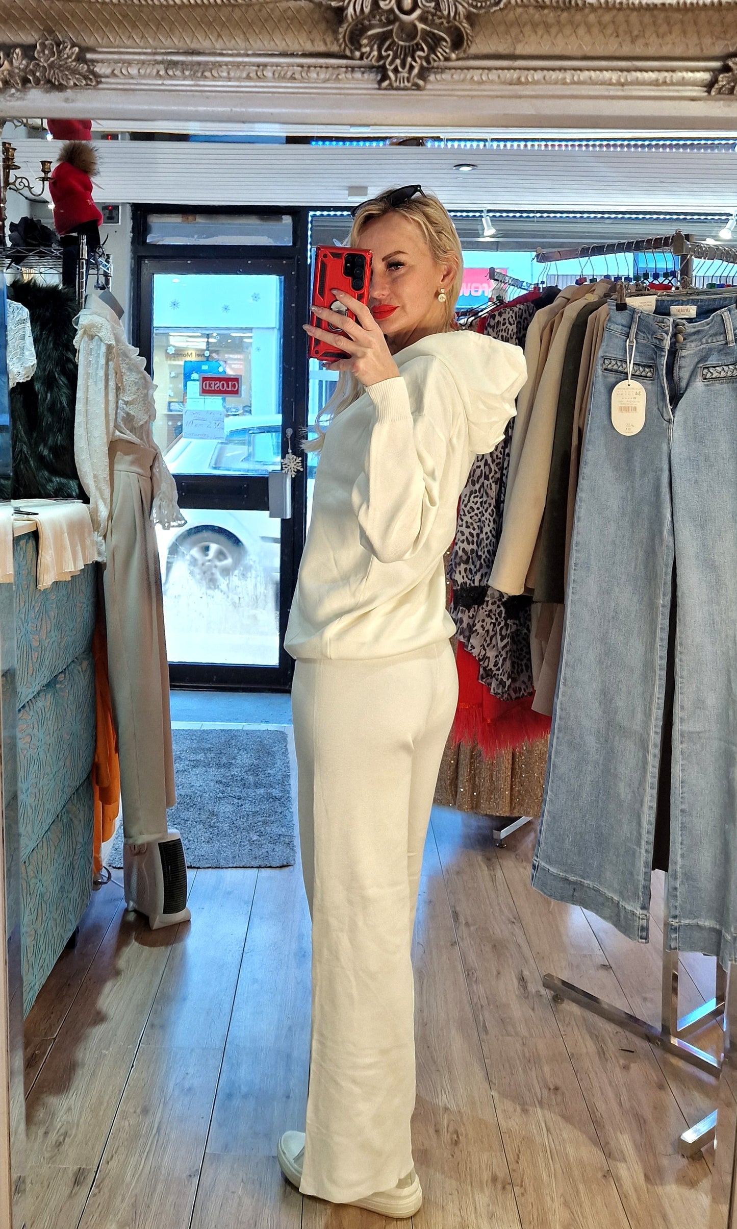 Co-Ords Set - Trousers and hoodie