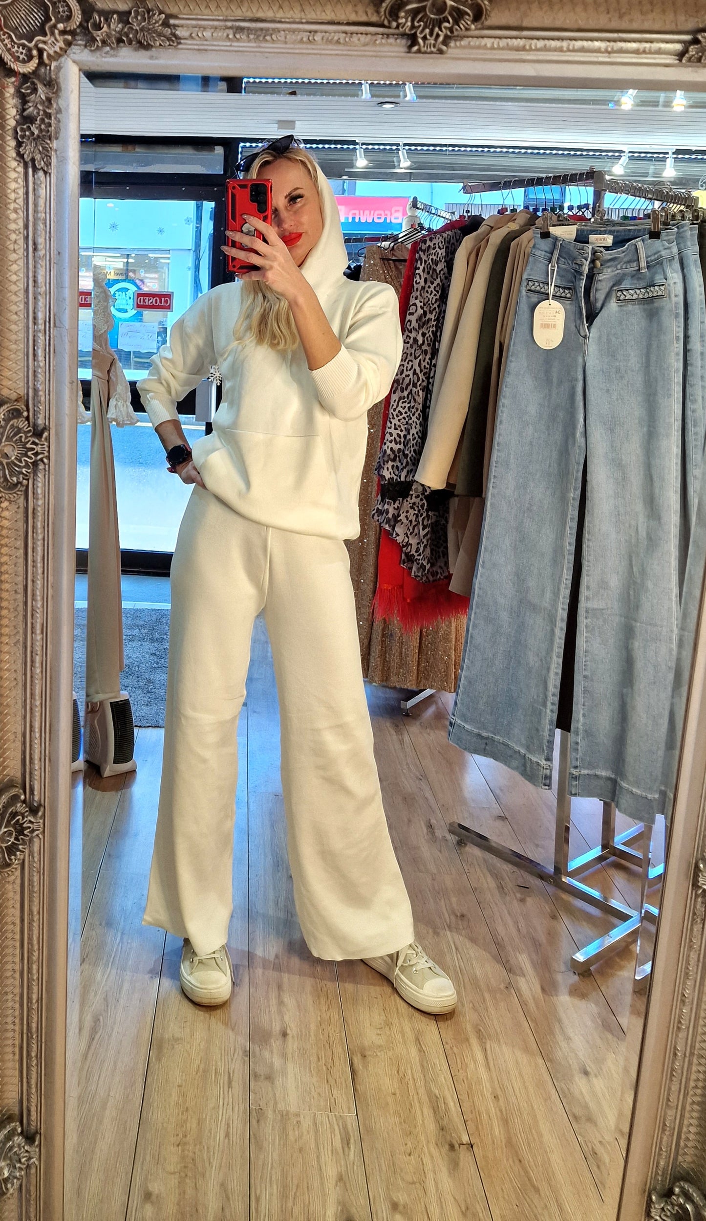 Co-Ords Set - Trousers and hoodie