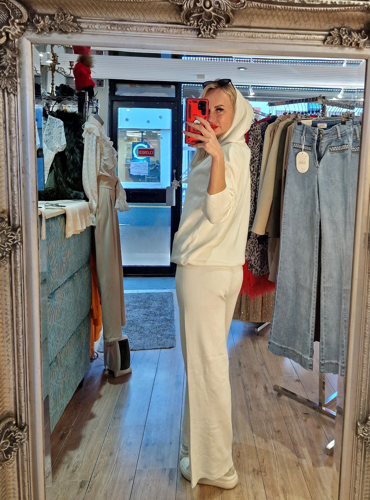 Co-Ords Set - Trousers and hoodie