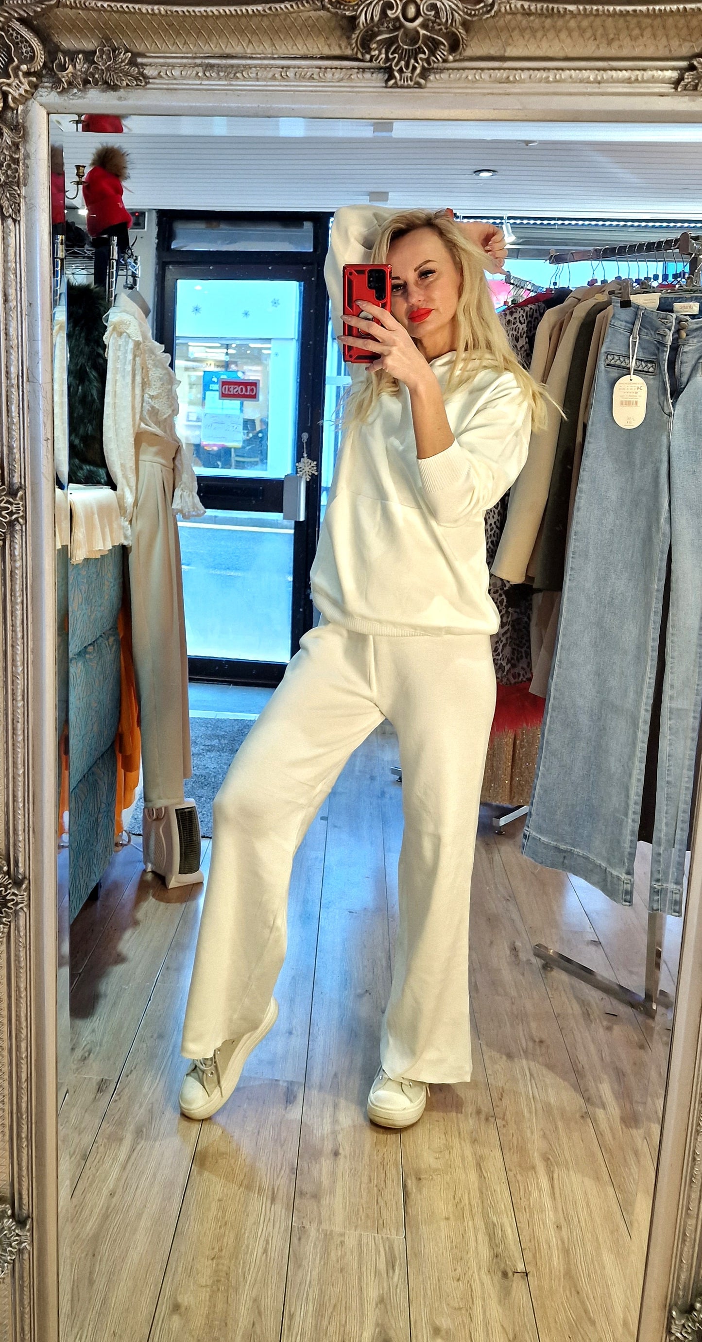 Co-Ords Set - Trousers and hoodie