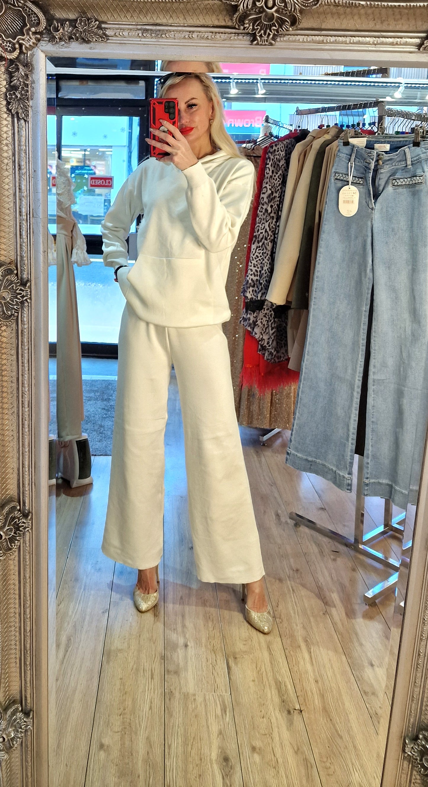 Co-Ords Set - Trousers and hoodie