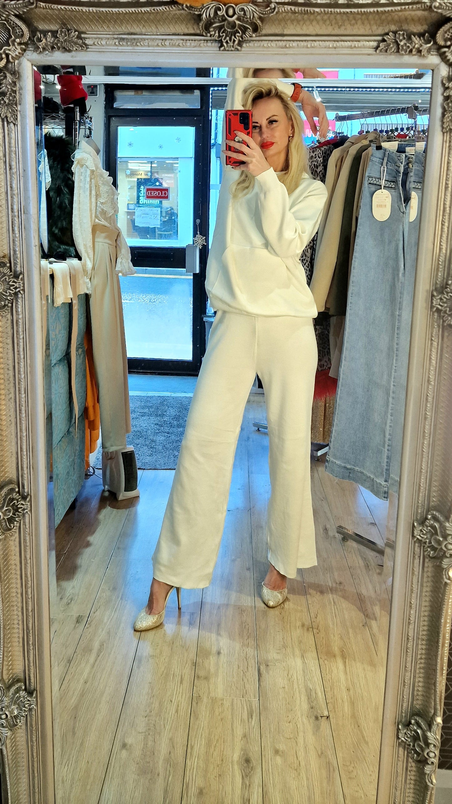 Co-Ords Set - Trousers and hoodie