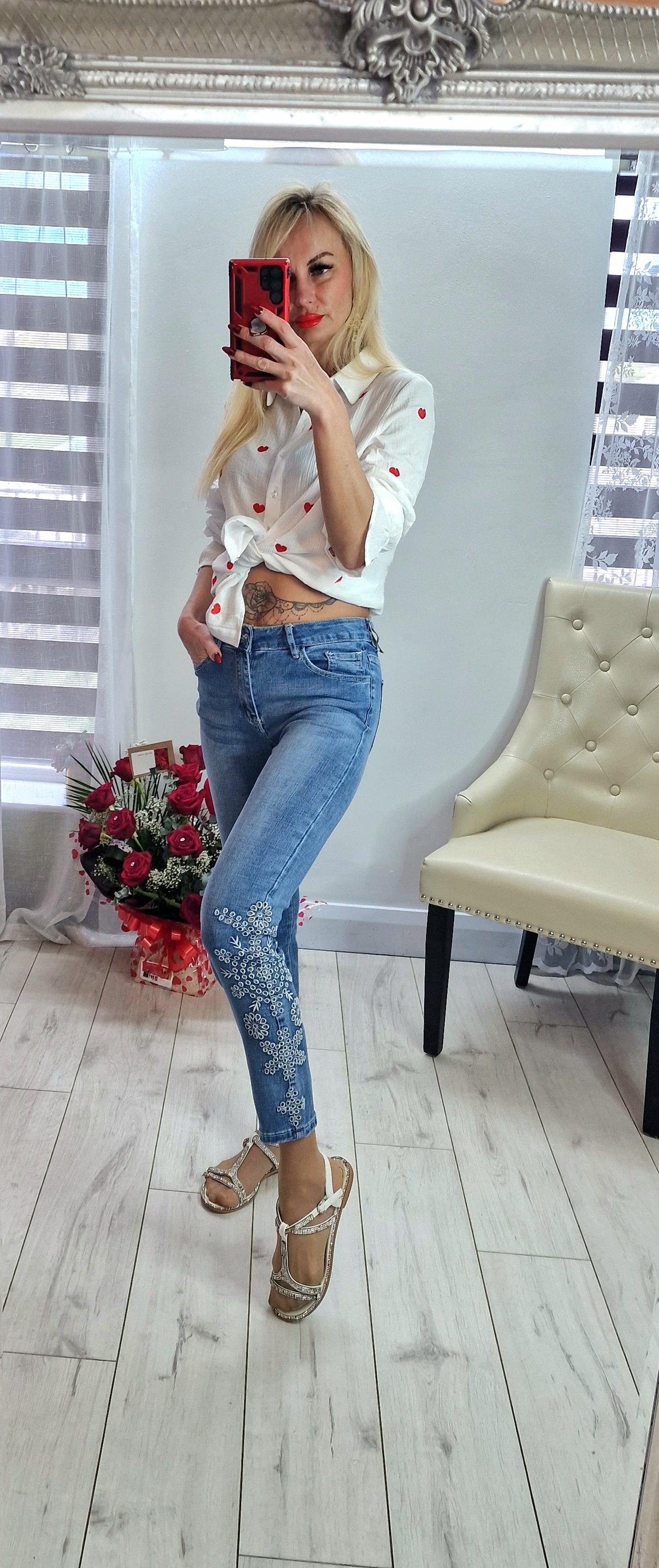Jeans With Embroidered