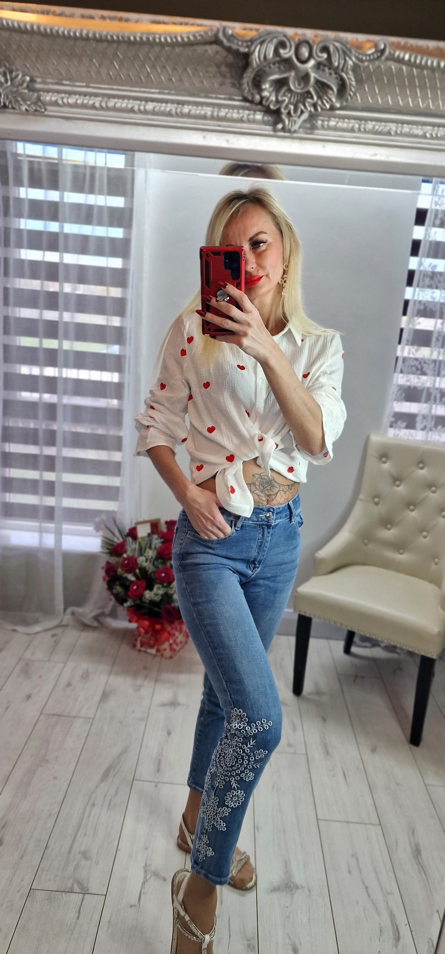 Jeans With Embroidered