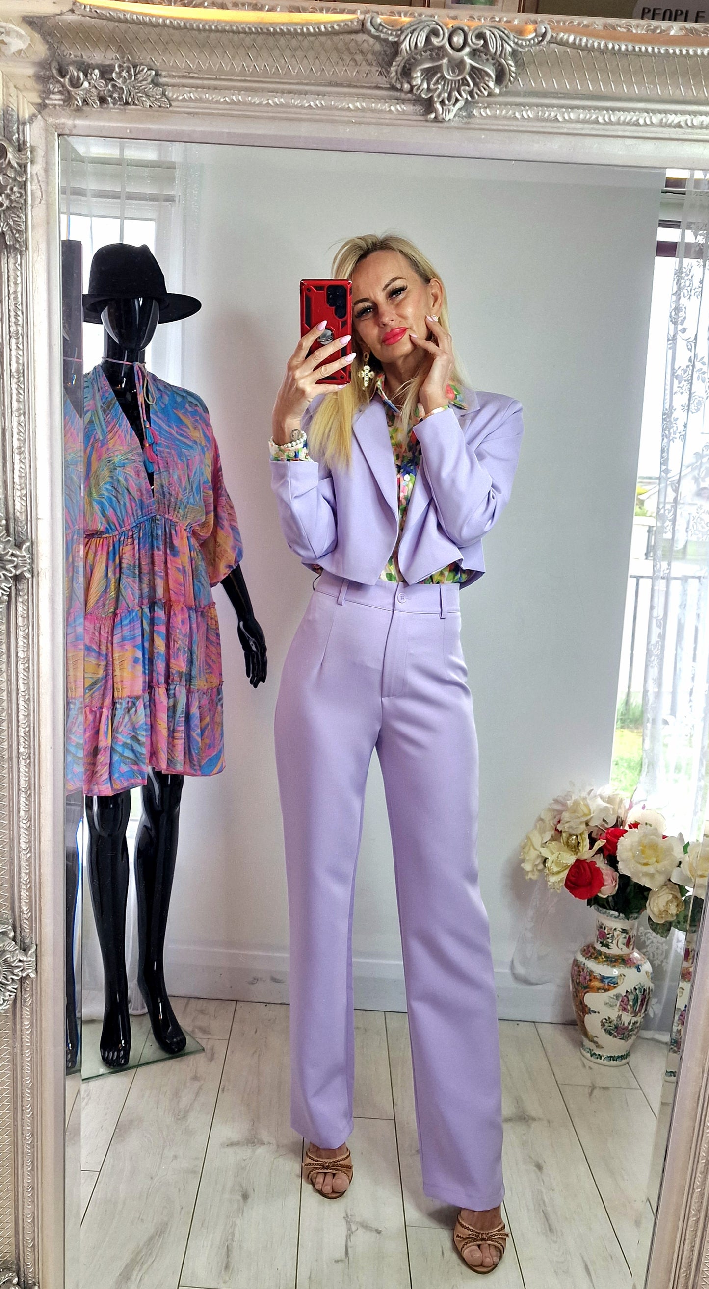 Lilac Trousers France