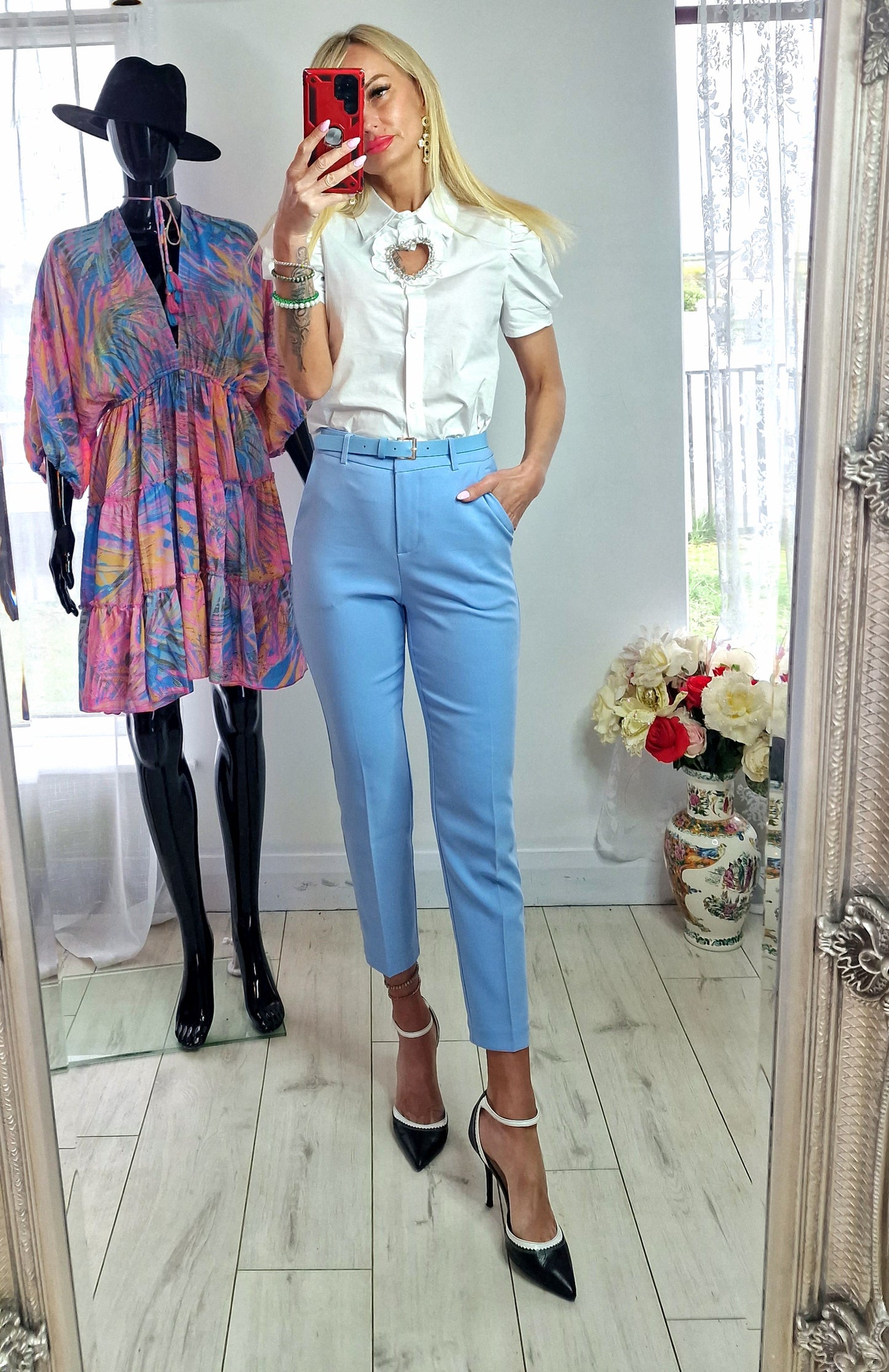Baby Blue Trousers France