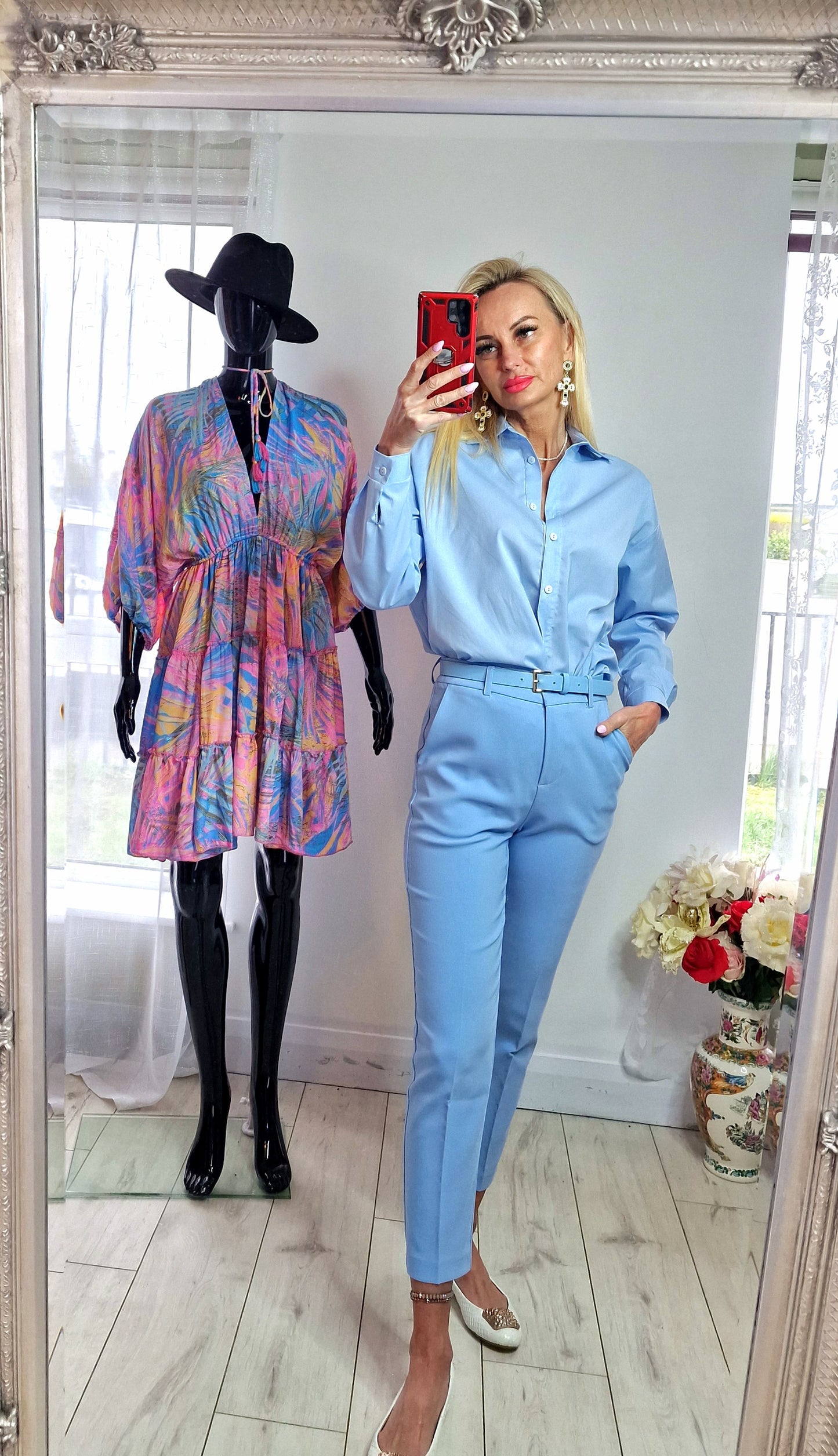 Baby Blue Trousers France