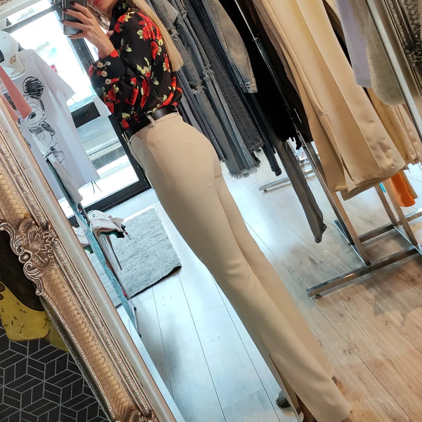 Beautiful Trousers in 2 Colours- Beige , Black