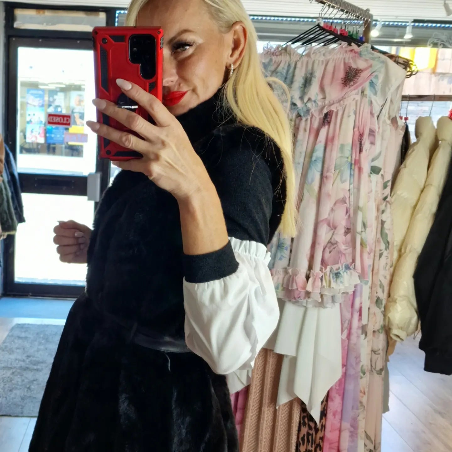 Black Fur Sleeveless Jacket