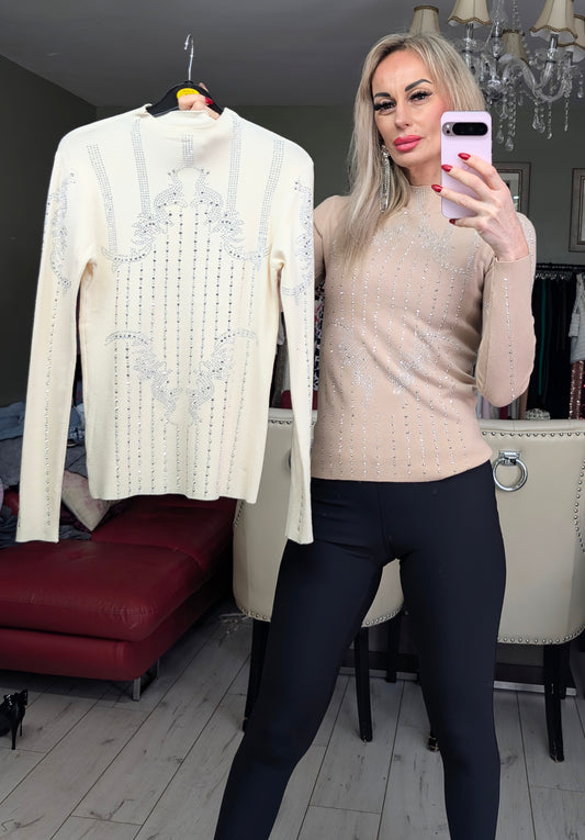 Knitted Tops With Stunning Details