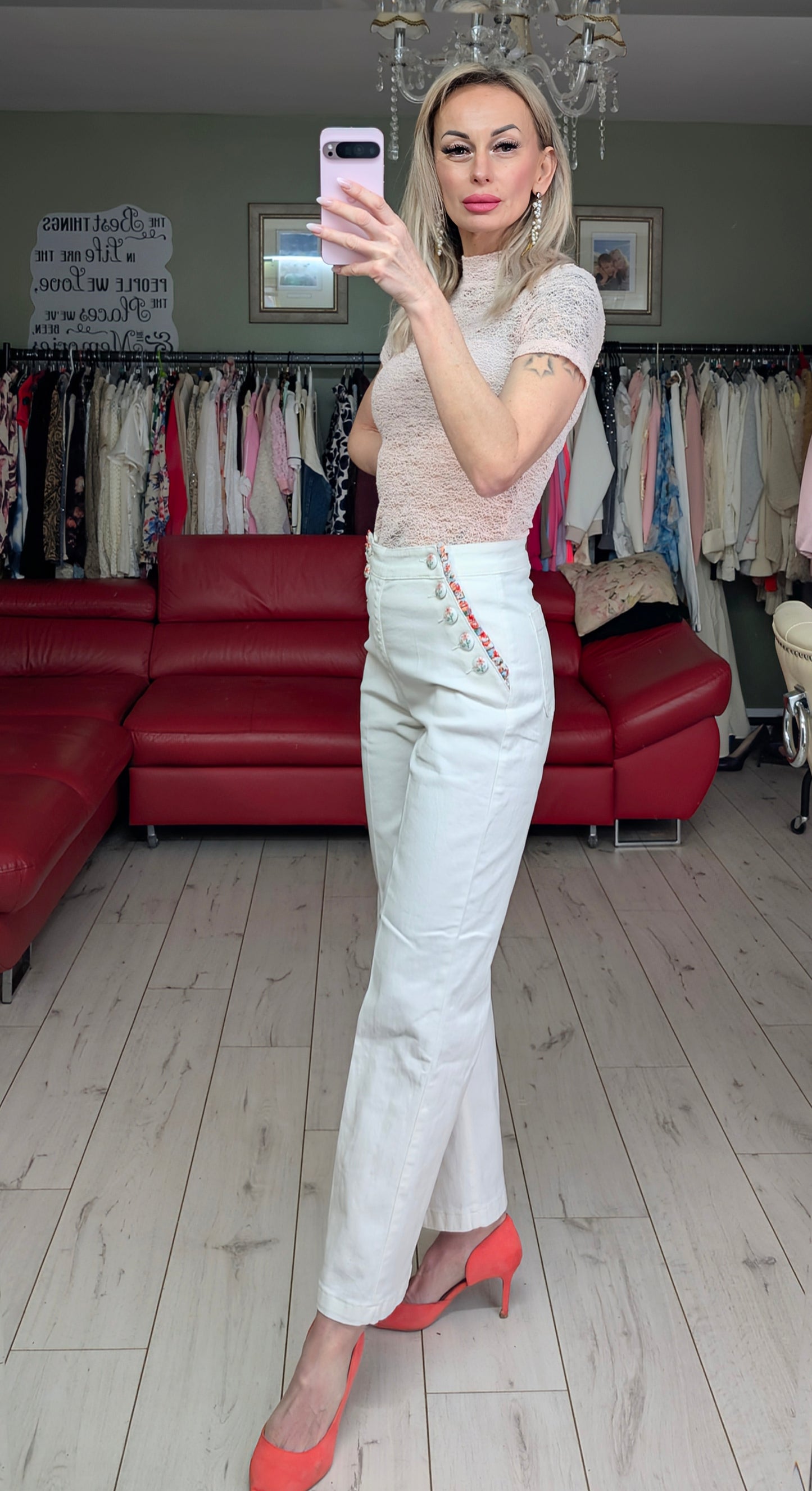 White Denim Trousers With Flowers On The Buttons