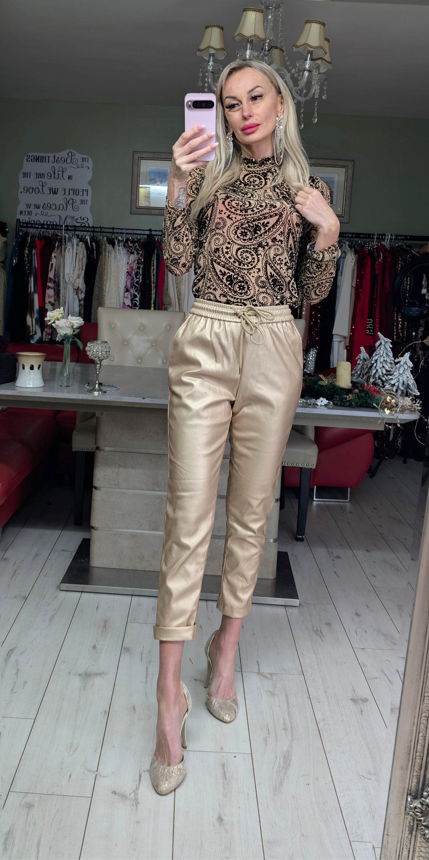 Tops In 3 Colours With Velvet Print