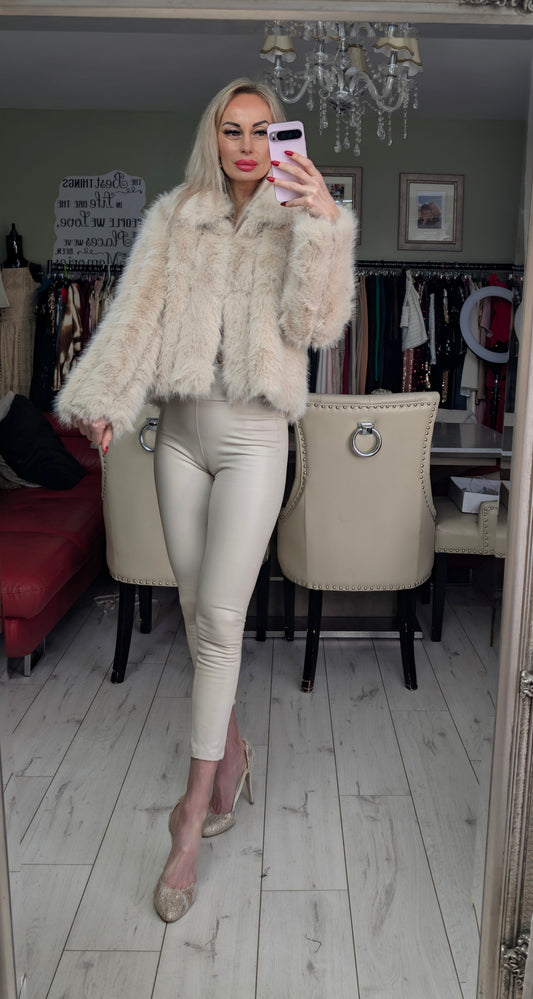 Beige Stunning Fur Coat