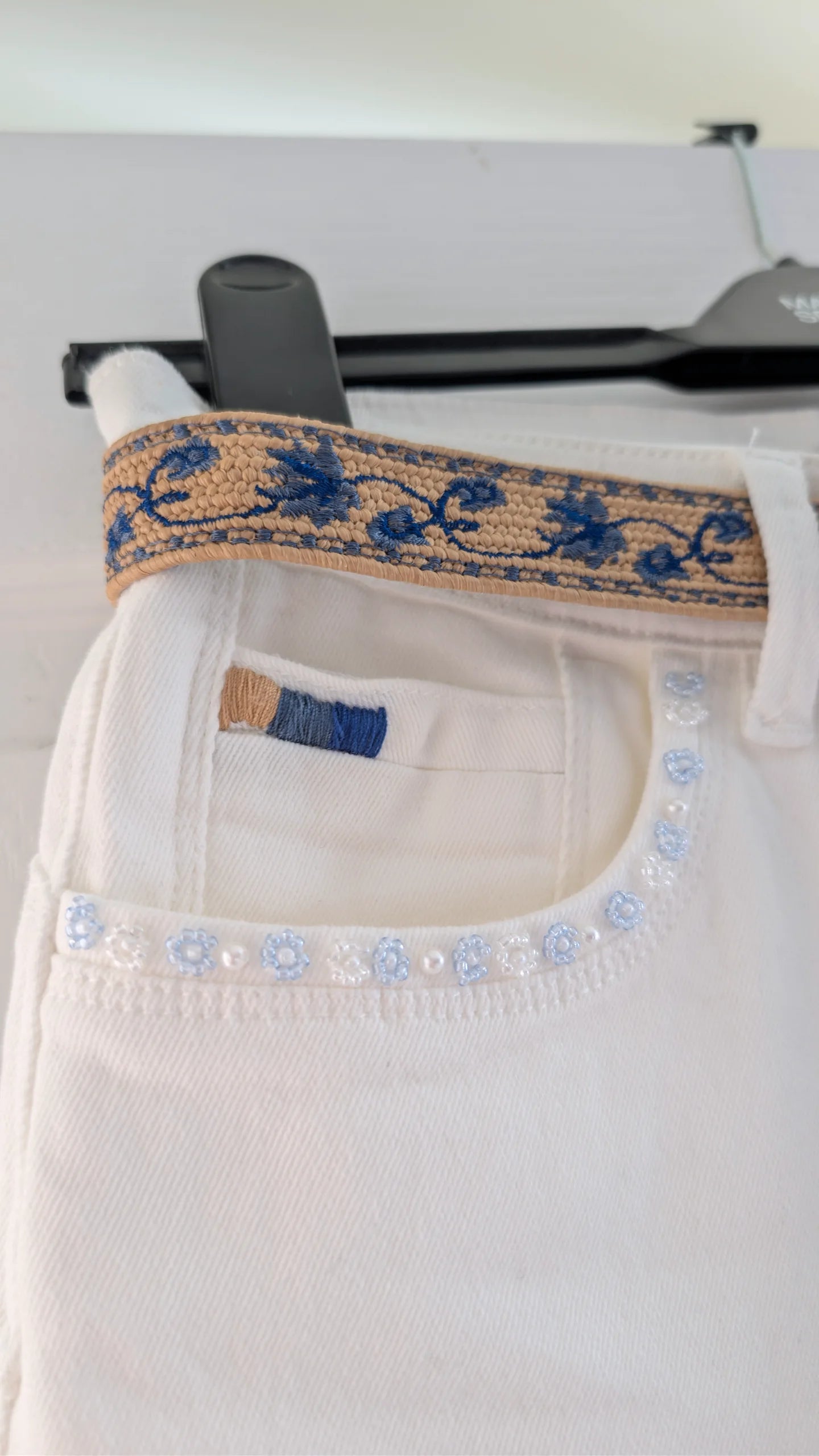 White Off Denim Trousers With Belt