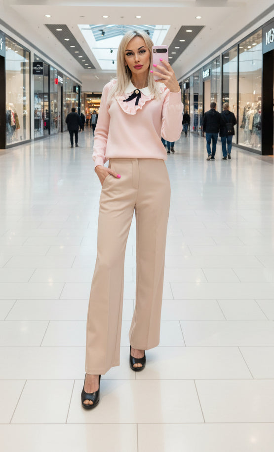 Light Pink Sweater With White Collar And Brooch