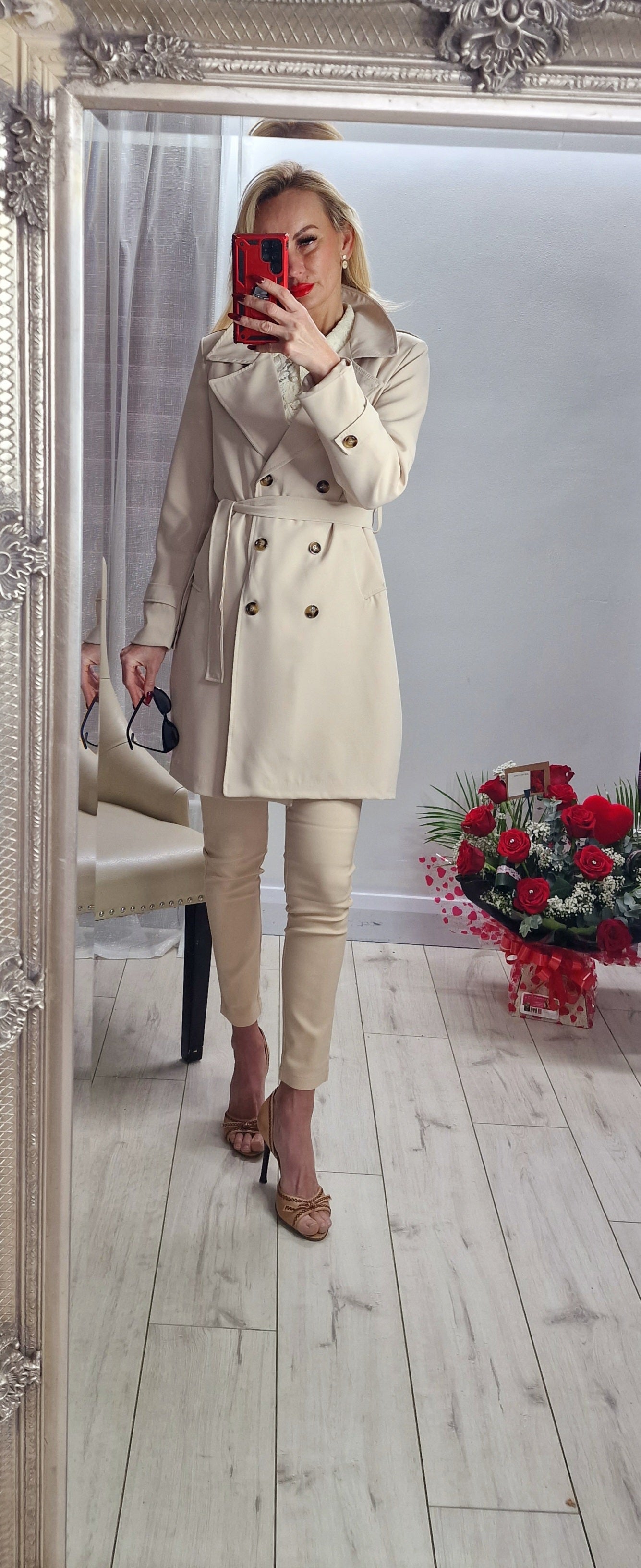 Short beige sale trench coat