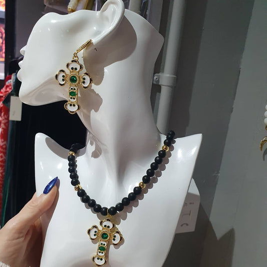 Cross Green Stones Neckless