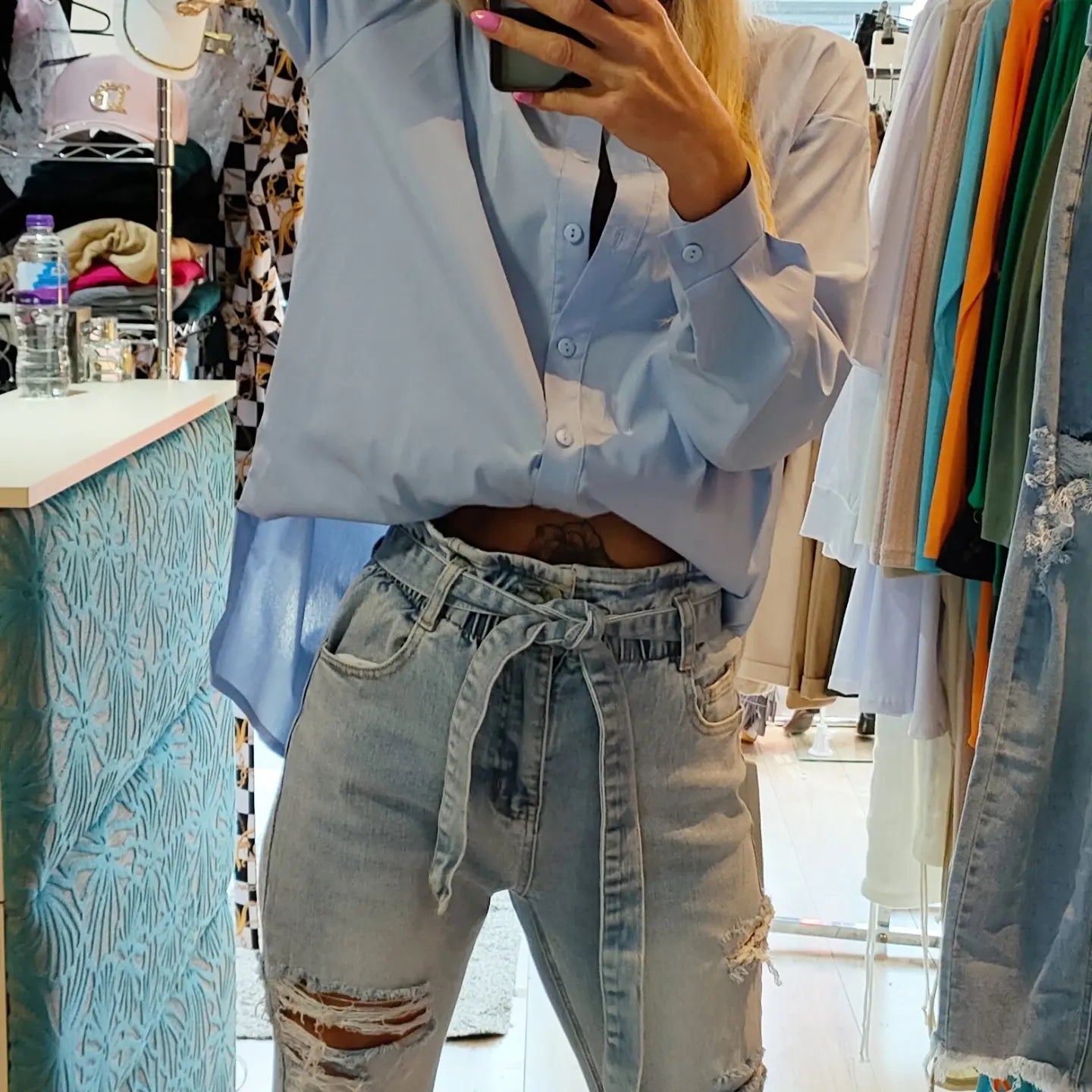 Ripped high waist mum jeans
